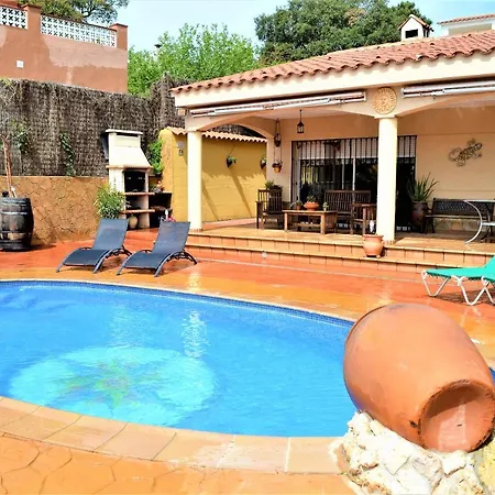 Brava 9 Personas Villa